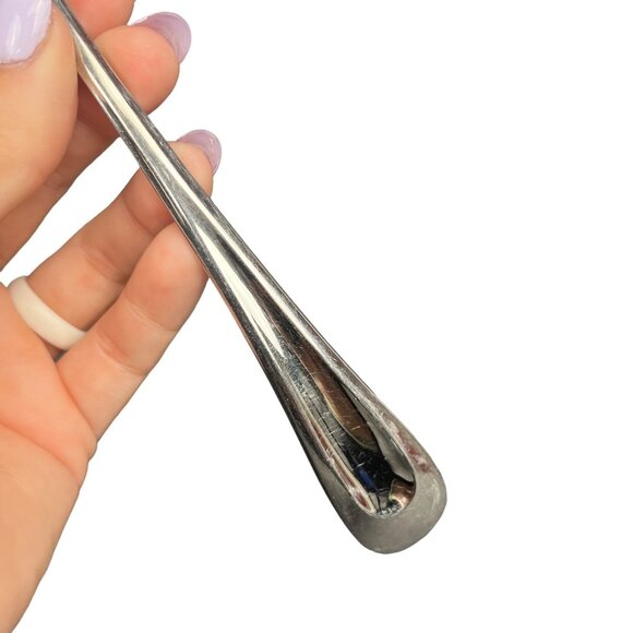 Oneida Stainless Satin Sand Dune Serving Spoon Flatware Glossy Frost 8.25" - Picture 1 of 5
